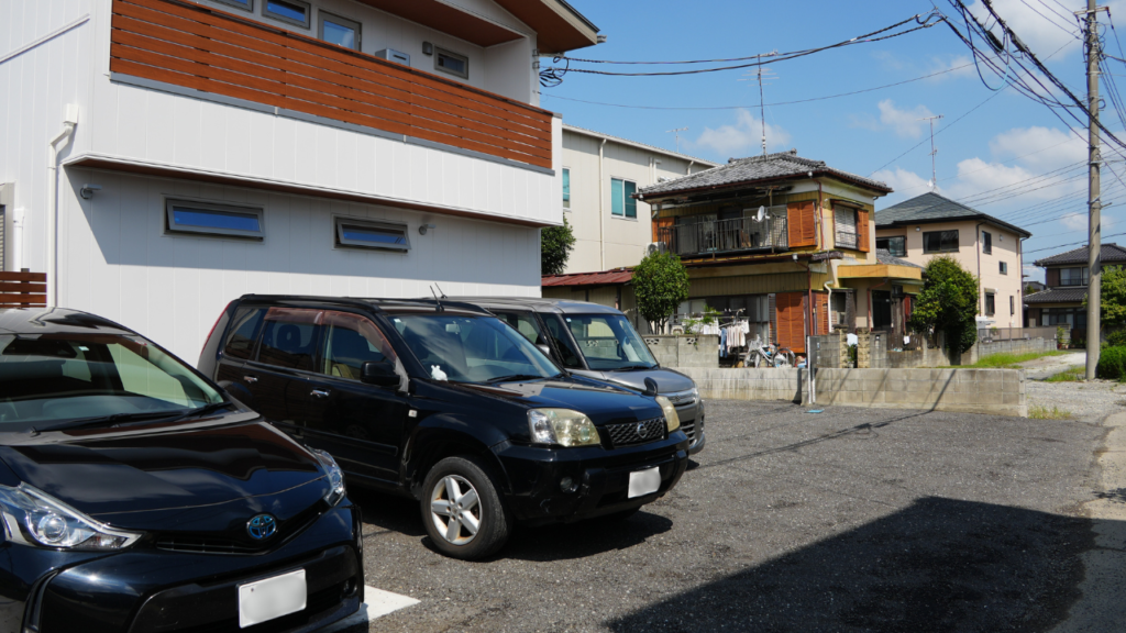 5台駐車可能な店舗前の無料駐車場
